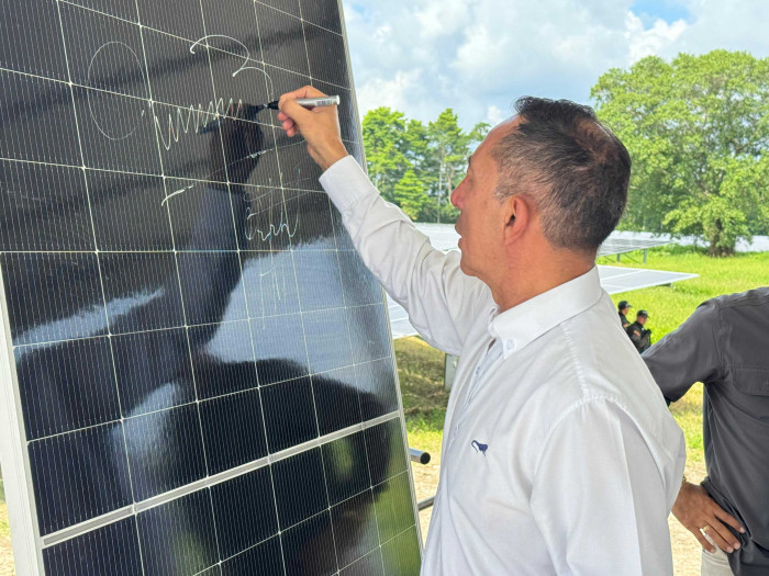 Ecopetrol inauguró granja solar La Iguana en Antioquia, proyecto para avanzar en energías renovables Ecopetrol inauguró granja solar La Iguana en Antioquia, proyecto para avanzar en energías renovables