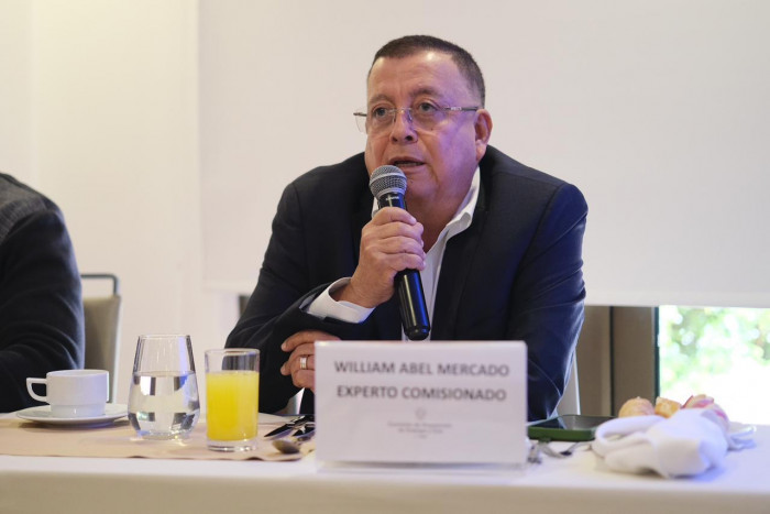 Nuevas regasificadoras en La Guajira y Buenaventura: el plan de la CREG para estabilizar tarifas del gas en Colombia